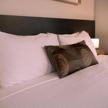 Boathouse Resort Studios And Suites Blairgowrie Exteriör bild