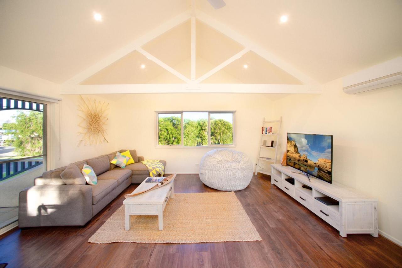 Boathouse Resort Studios And Suites Blairgowrie Exteriör bild