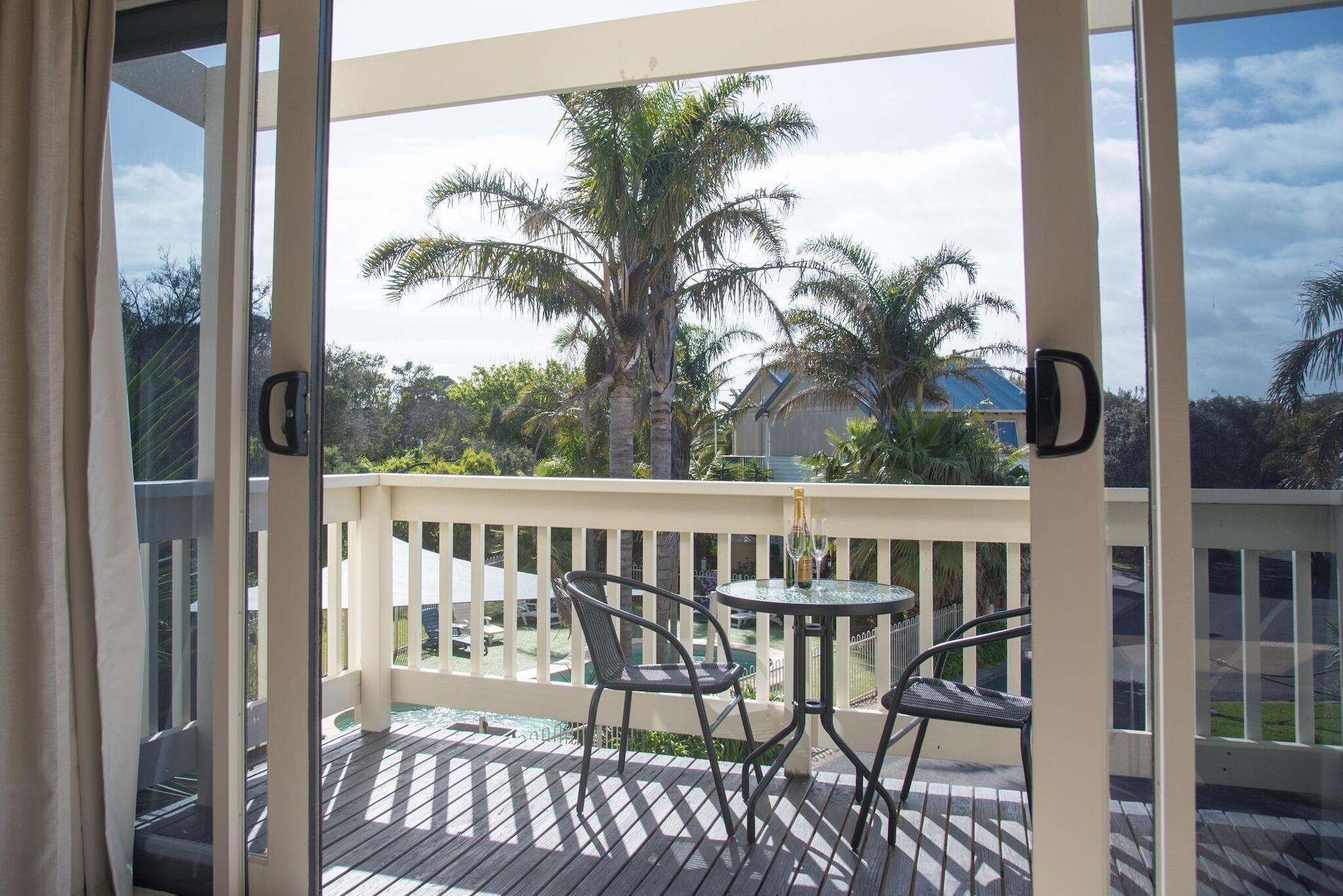 Boathouse Resort Studios And Suites Blairgowrie Exteriör bild