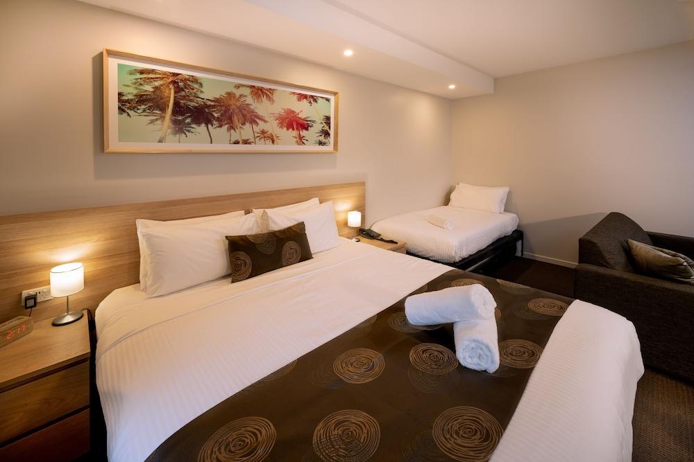 Boathouse Resort Studios And Suites Blairgowrie Exteriör bild
