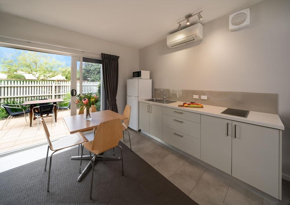 Boathouse Resort Studios And Suites Blairgowrie Exteriör bild