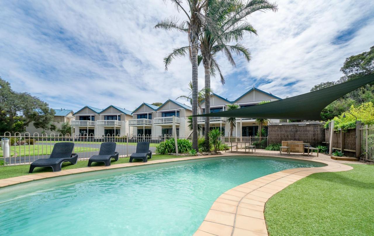 Boathouse Resort Studios And Suites Blairgowrie Exteriör bild