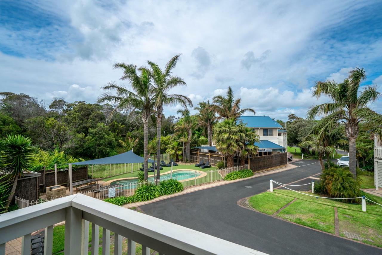 Boathouse Resort Studios And Suites Blairgowrie Exteriör bild