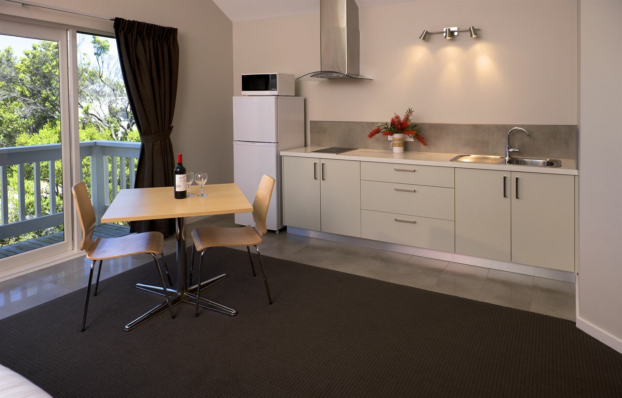 Boathouse Resort Studios And Suites Blairgowrie Exteriör bild